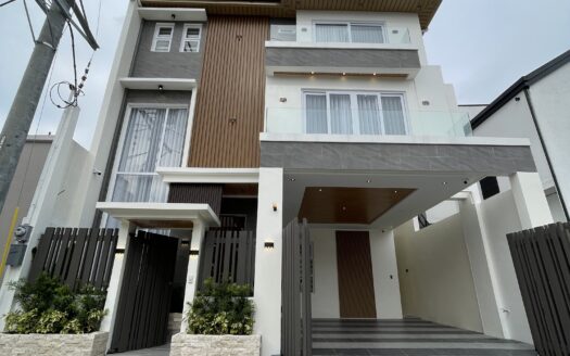 Luxurious Living: Fully-Furnished 7BR Home in Greenwoods Executive Village, Pasig City | 450sqm Lot, ₱37.5M