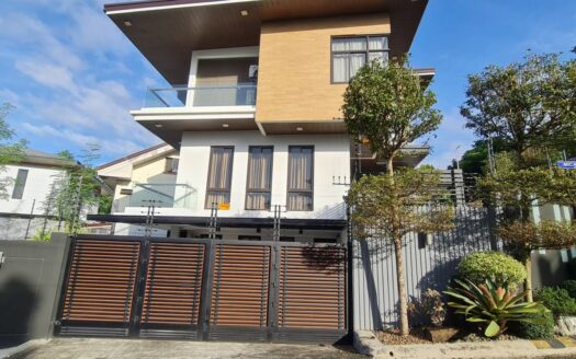 Spacious Fully-Furnished 4-Bedroom House in Filinvest Heights, Quezon City | 400sqm Lot | ₱38M