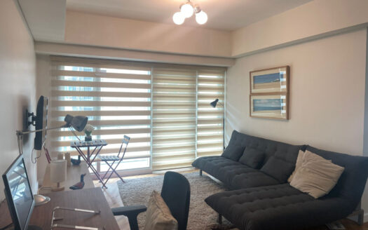 Chic 1-Bedroom Condo at THE MANANSALA, Rockwell Makati